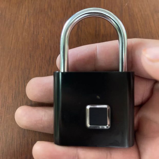 O10 Smart Fingerprint Padlock Waterproof Biometric Fingerprint Keyless Door Lock USB Rechargeable Security Padlock House Unlock